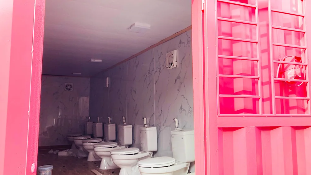Nhà vệ sinh container